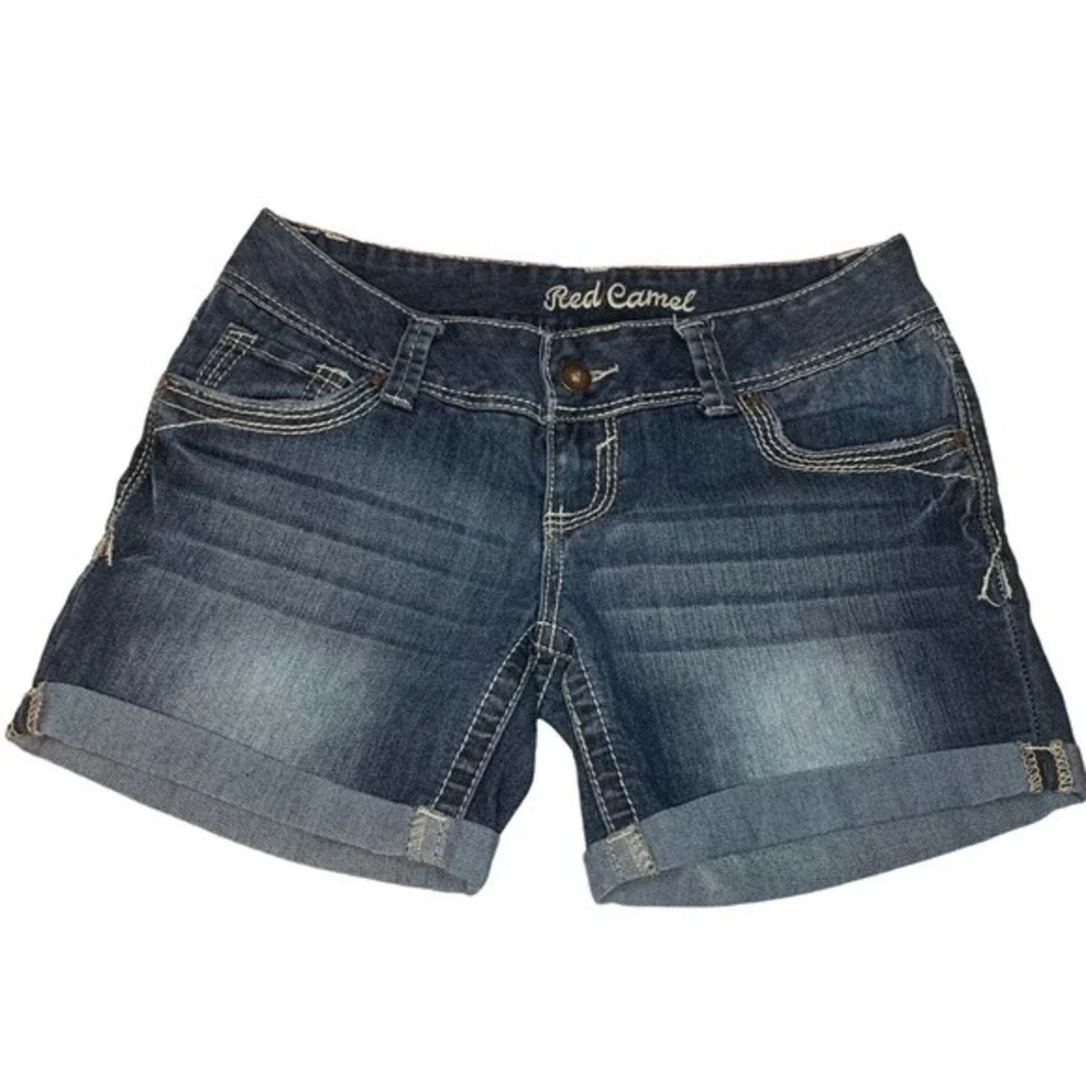 Red Camel Jean/Denim Shorts. Size 5.